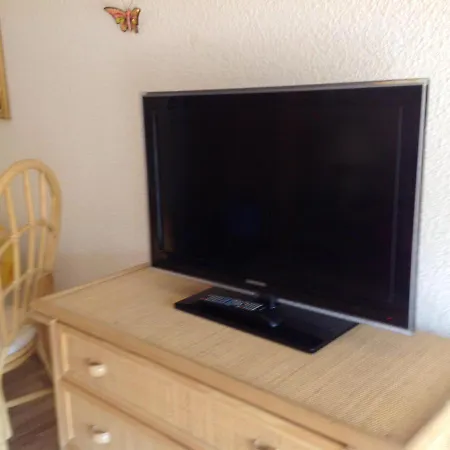 דירה En Bord De A Cavalaire-sur-mer, 35 M², Vue Superbe. קבלייר-סור-מר