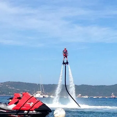 En Bord De A Cavalaire-sur-mer, 35 M², Vue Superbe. Apartment *